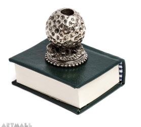 Metal decorated penstand on book reproduction. GOLF BALL
