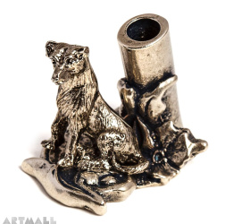 Metal alloy penstand DOG