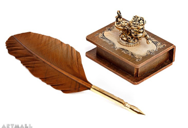 Set box 5 nibs, w/quill stand and quill. Simil-wood