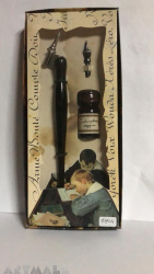 gift set black wooden nibholder for calligraphy with 2 nibs, ink 10cc.