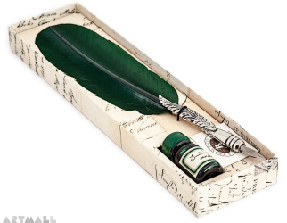 Old fashion writing set, green quill