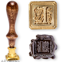 Square seal - L - "Capolettera" with wooden handle