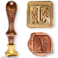 Square seal - J - "Capolettera" with wooden handle