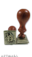 Seal initial "Arabesque" with wooden handle "D"