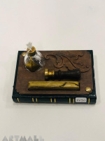 desk set book blanc pages cm13,5x9,5 w/decorated similwood cover, brass symbol seal w/handle, seal w